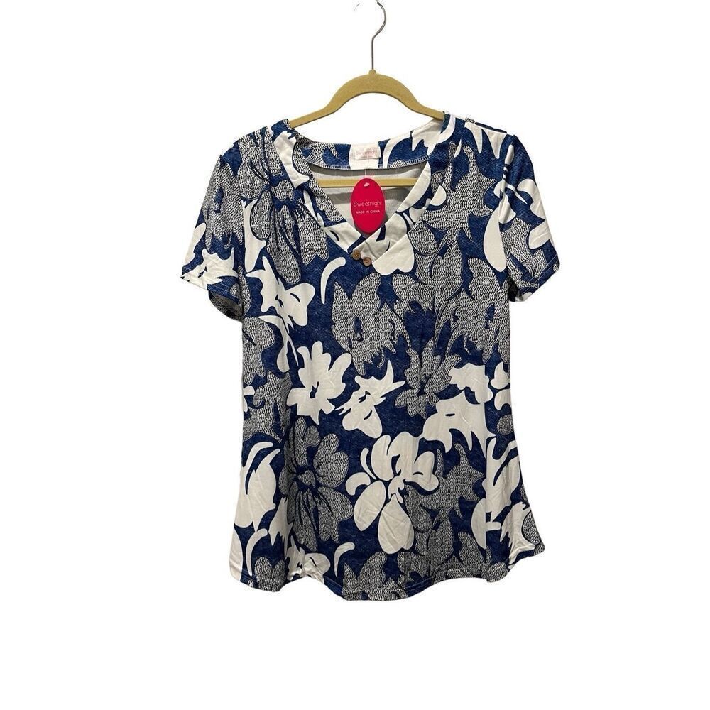 NWT Sweetnight blue floral short sleeve top, women’s size M